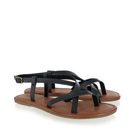 Mia Shoes Cruise Strappy Sandals in Black